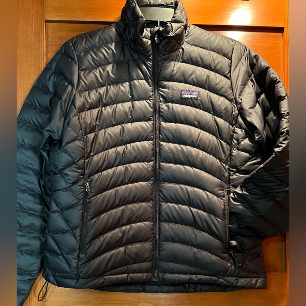 Patagonia Women’s Ultra Light Down Sweater - Sz M